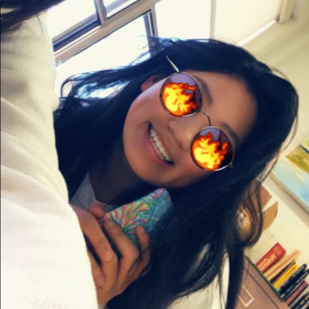 Meet your Posher, Abby